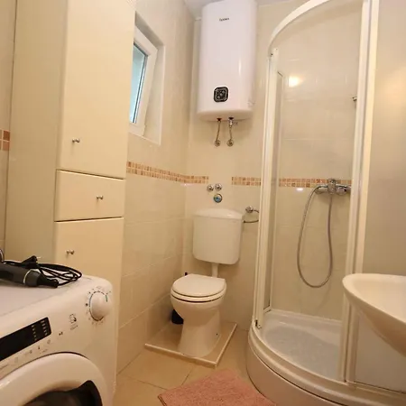 In - Insel Krk 45247 * Šilo